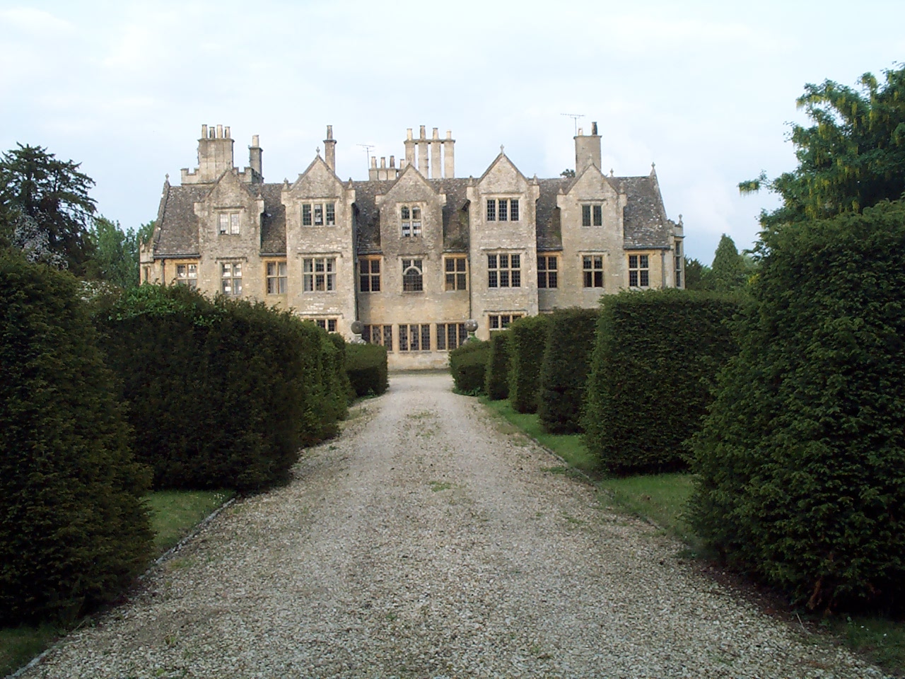 Shipton Lodge, Shipton-under-Wychwood